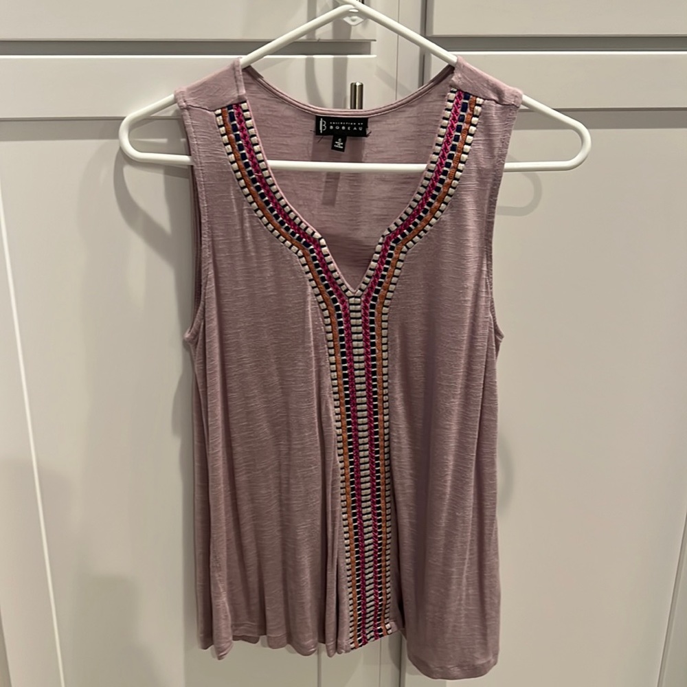 Purple v-neck detailed tank top